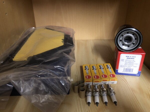 Inspektionskit Luftfilter+NGK+Ölfilter+Motul Öl für Yamaha YZF R1 RN12 -SP Bj.2004-2006