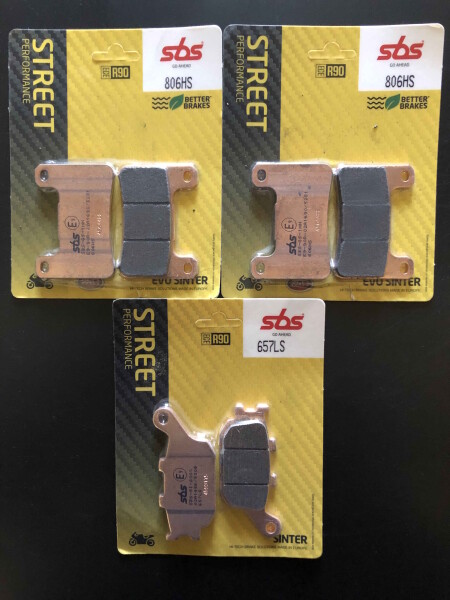 3 X SBS Bremsbeläge vorn+hinten 806HS 657LS für alle Suzuki GSX-S 950 Bj.2021-2024