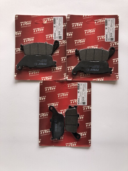 Bremsbeläge für Honda CBF 600 N, S, Bj.2004-2010 TRW Lucas MCB598 MCB634 vorn+hinten